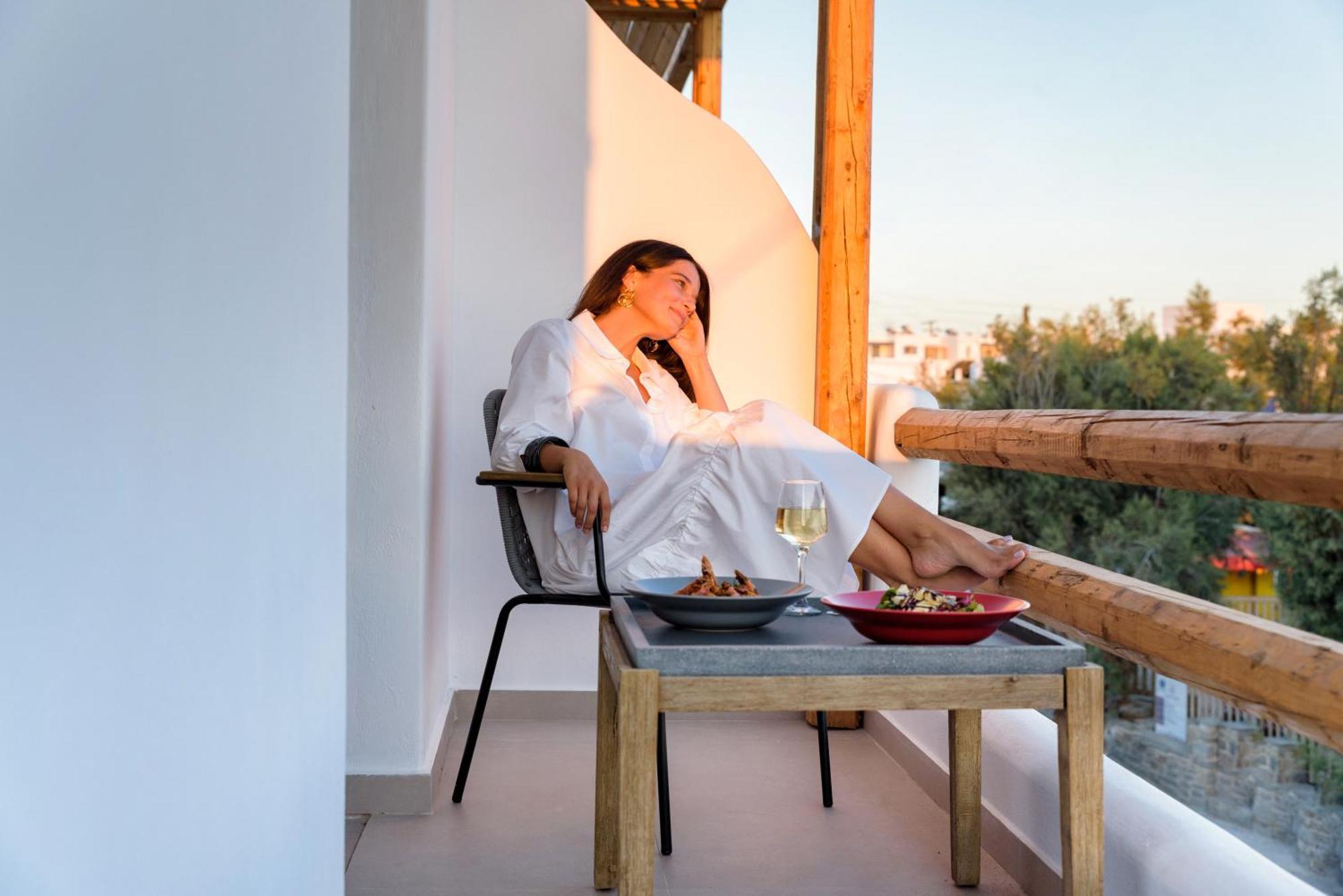 Kiano Suites Alikí 外观 照片